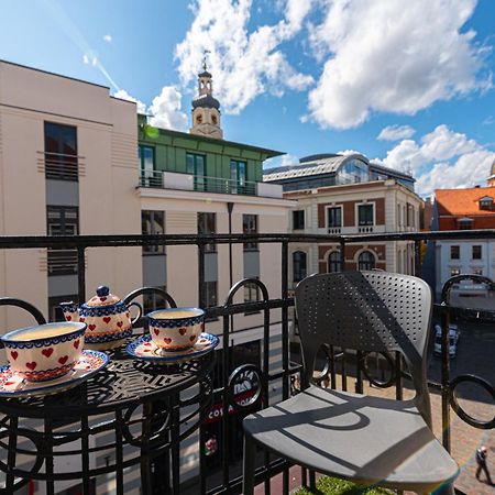 Stylish Old Town Apartment Рига Экстерьер фото