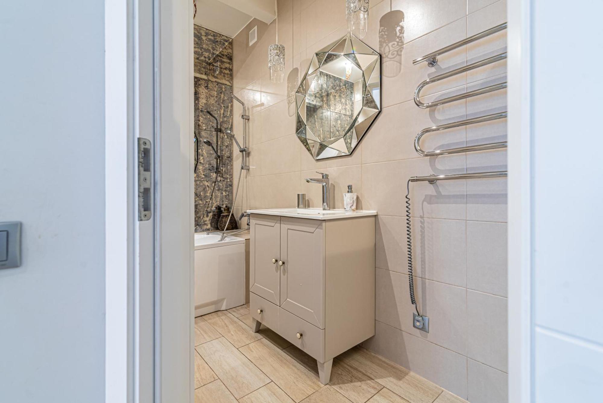 Stylish Old Town Apartment Рига Экстерьер фото