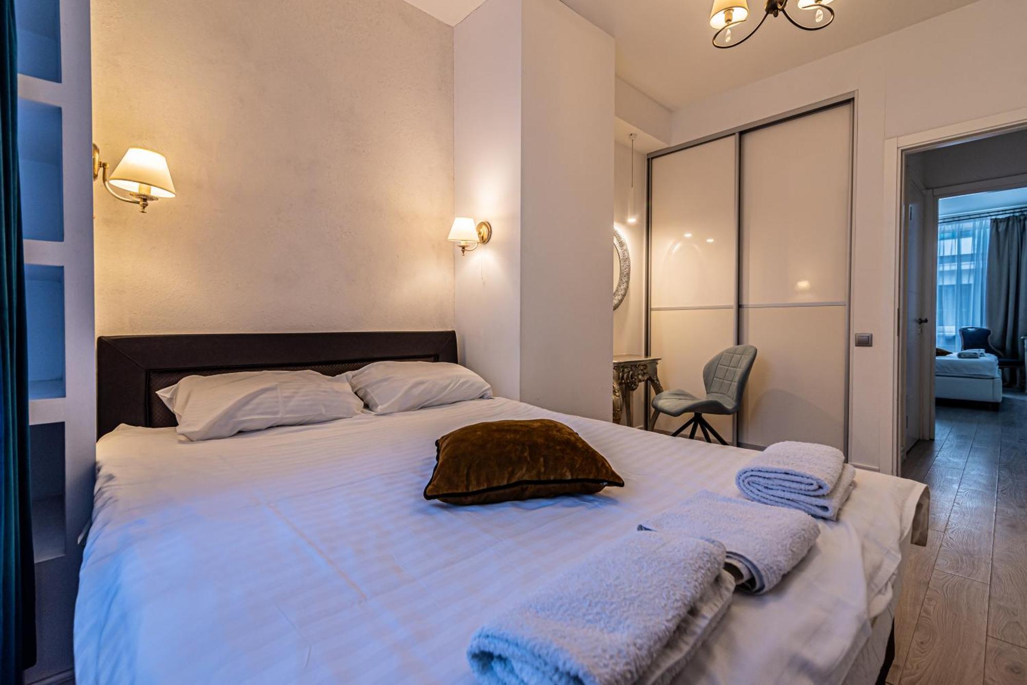 Stylish Old Town Apartment Рига Экстерьер фото