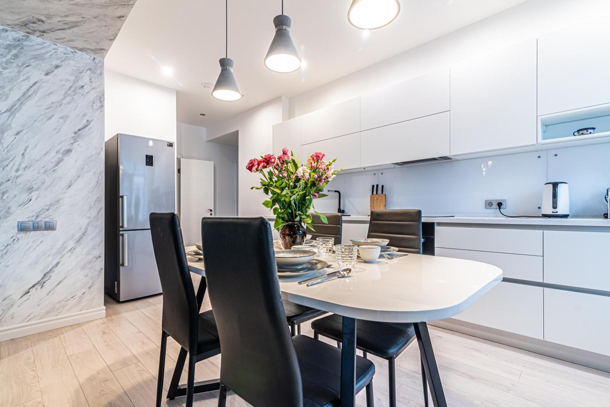 Stylish Old Town Apartment Рига Экстерьер фото