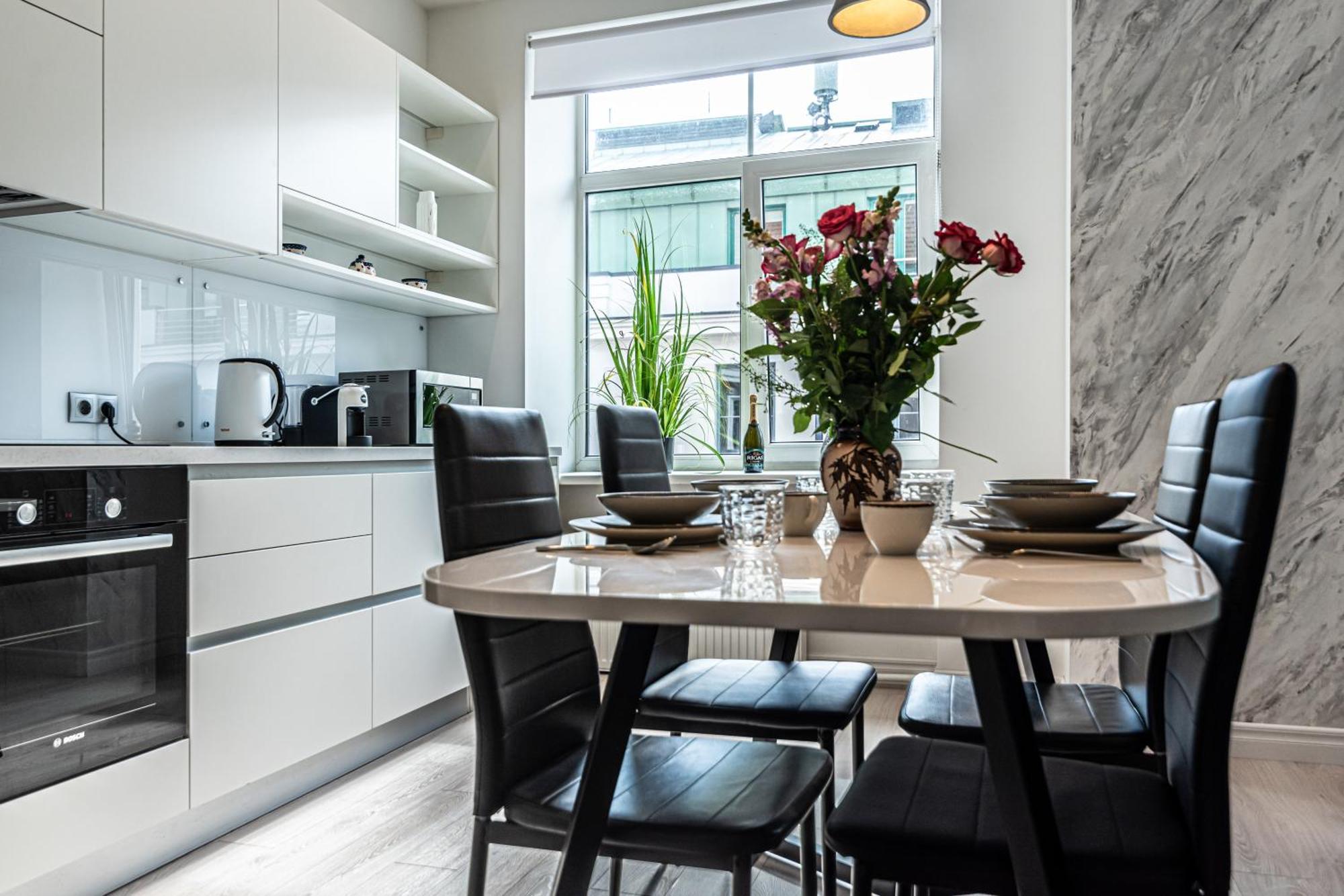 Stylish Old Town Apartment Рига Экстерьер фото