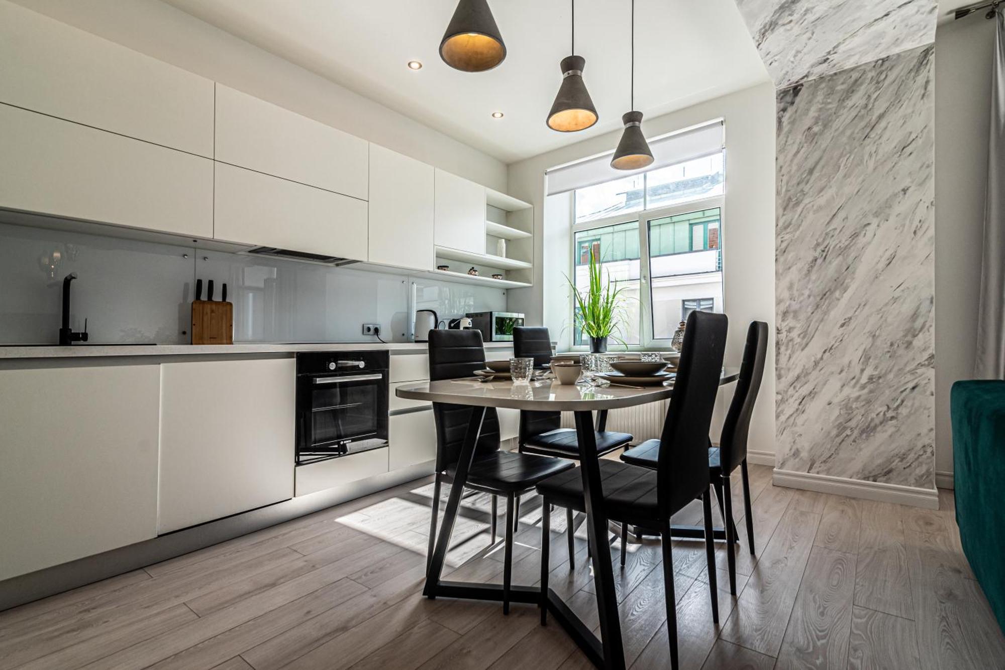 Stylish Old Town Apartment Рига Экстерьер фото