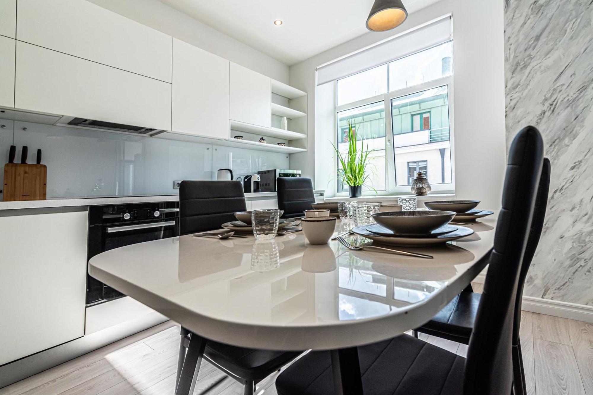 Stylish Old Town Apartment Рига Экстерьер фото